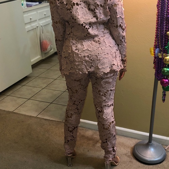 Pink Floral Pathed Suit - Picture 5 of 7